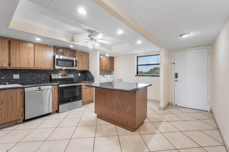 2 bedroom Condominium at 1030 Us Highway 1 #413, Marina Bay Condo, North Palm Beach — photo 5