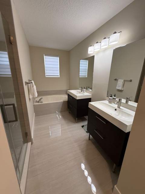 844 Falling Water Road, Weston FL - photo 21 of 25