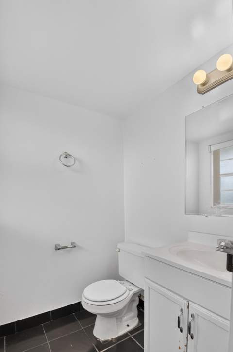 2 Abbey Lane #205, Delray Beach FL - photo 7 of 38