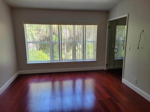 1042 Woodfield Road, Greenacres FL - photo 12 of 39