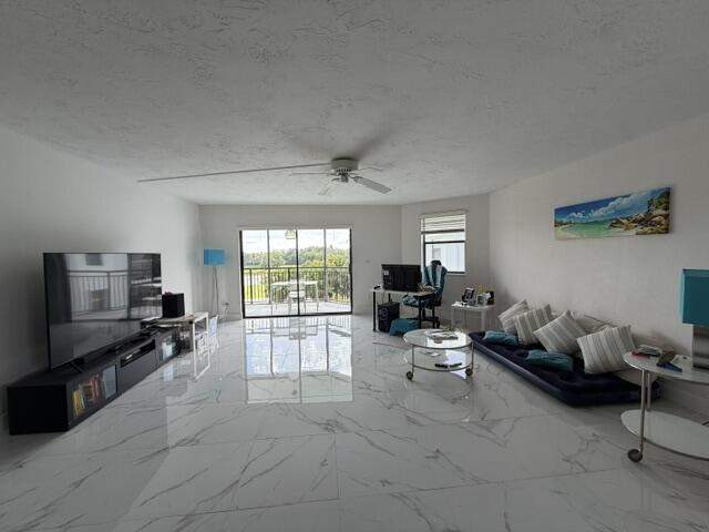 3 bedroom Condominium at 16141 W BLATT Boulevard #413, FAIRWAYS AT BONAVENTURE CONDO, Weston — photo 5