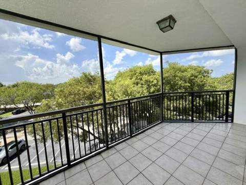 16141 W BLATT Boulevard #413, Weston FL - photo 20 of 46