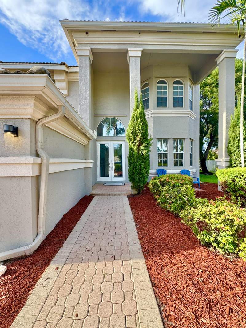 4 bedroom Single Family Residence at 6566 Marbletree Lane, SMITH DAIRY WEST 7 PH 2, Lake Worth — photo 4