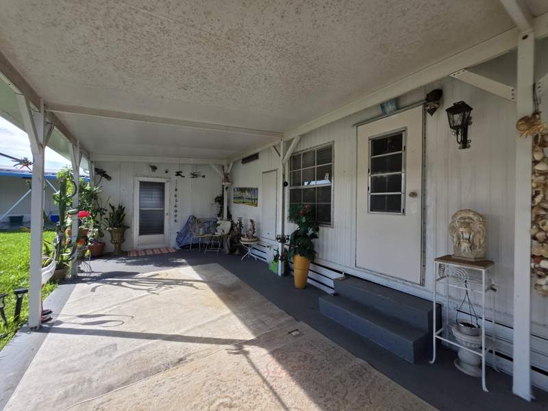 2 bedroom Manufactured Home at 1 Juan Carlos Lane, Spanish Lakes Riverfront, Port St. Lucie — photo 5