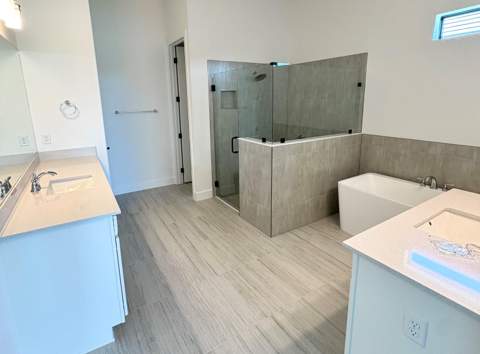 4951 Naugle Way #18 Livingston, Davie FL - photo 19 of 34