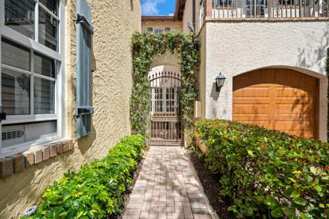 1027 Coralina Lane, Delray Beach FL - photo 7 of 42