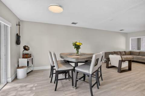 4950 Palm Garden Lane, Davie FL - photo 9 of 35