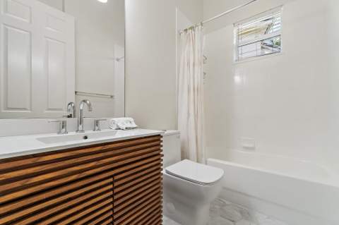 1071 Vintner Boulevard, Palm Beach Gardens FL - photo 12 of 48