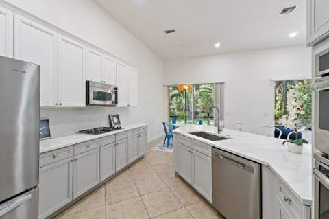 1071 Vintner Boulevard, Palm Beach Gardens FL - photo 23 of 48