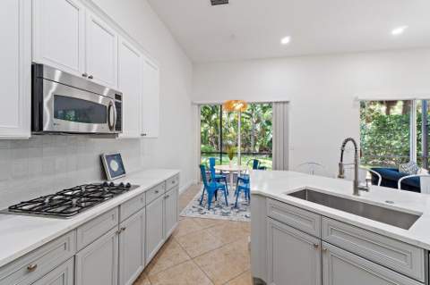 1071 Vintner Boulevard, Palm Beach Gardens FL - photo 24 of 48