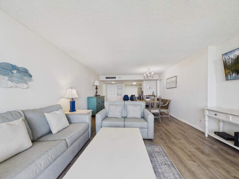 2 bedroom Condominium at 2400 Presidential Way #704, Lands Of The President Condo 3, West Palm Beach — photo 5
