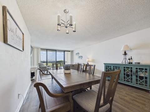 2400 Presidential Way #704, West Palm Beach FL - photo 12 of 35