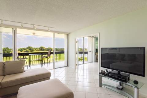2000 Presidential Way #603, West Palm Beach FL - photo 8 of 33