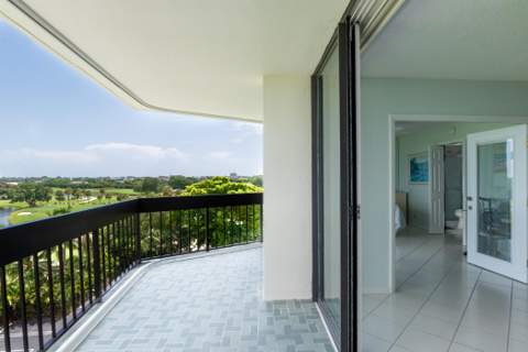 2000 Presidential Way #603, West Palm Beach FL - photo 16 of 33