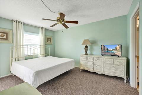 308 Golfview Road #406, North Palm Beach FL - photo 17 of 45
