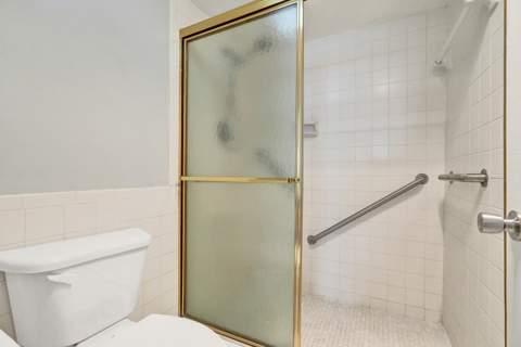 308 Golfview Road #406, North Palm Beach FL - photo 20 of 45
