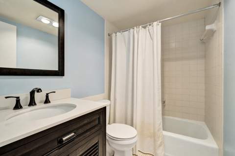 308 Golfview Road #406, North Palm Beach FL - photo 9 of 45