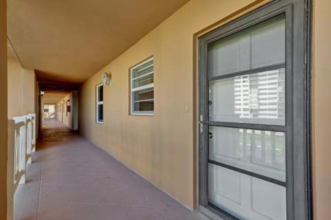 308 Golfview Road #406, North Palm Beach FL - photo 24 of 45
