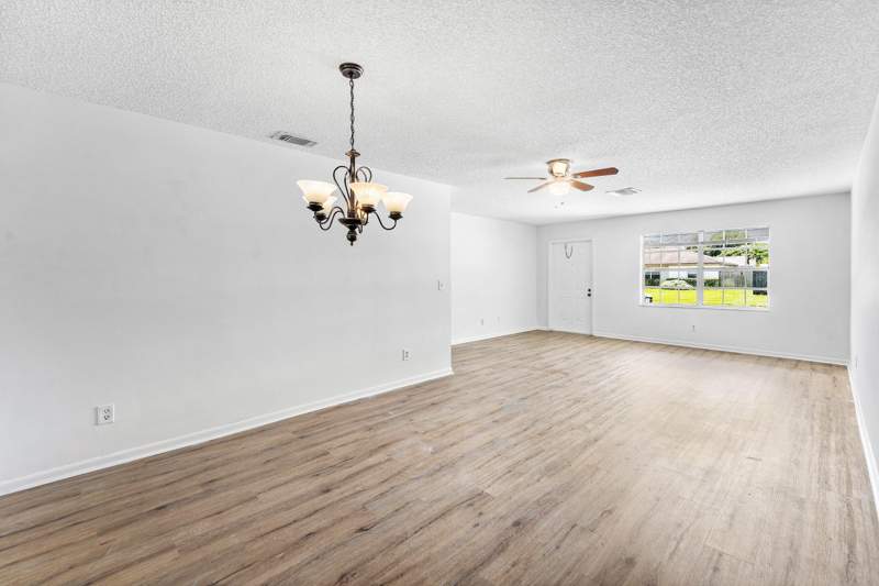 2 bedroom Single Family Residence at 149 Arrowhead Circle, Indian Creek Ph 1, Jupiter — photo 2