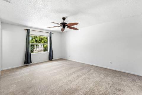 149 Arrowhead Circle, Jupiter FL - photo 11 of 23
