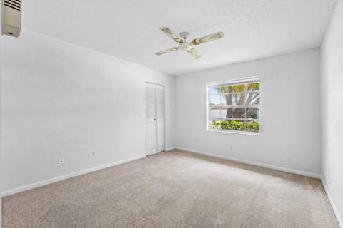 149 Arrowhead Circle, Jupiter FL - photo 15 of 23