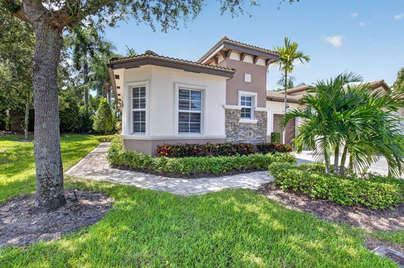 2 bedroom Villa at 14639 Barletta Way, Villaggio Reserve, Delray Beach — photo 2