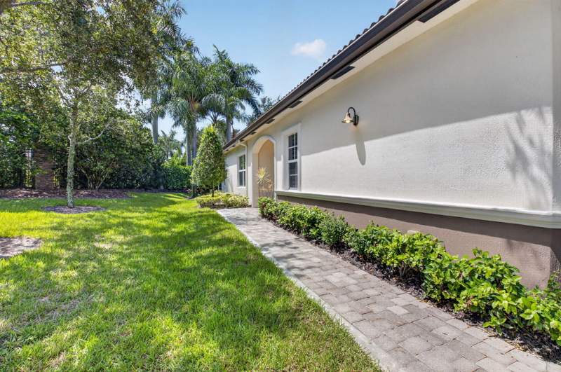 2 bedroom Villa at 14639 Barletta Way, Villaggio Reserve, Delray Beach — photo 4