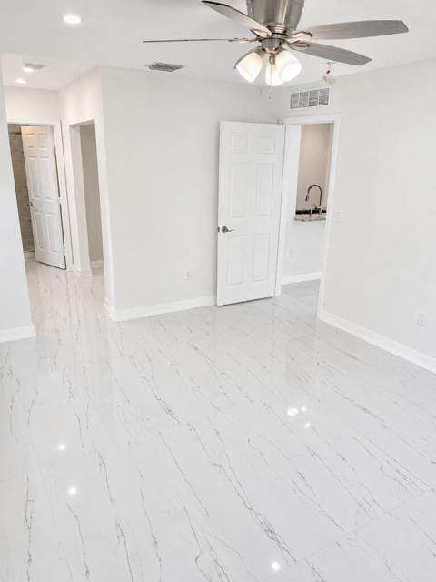 300 NW 17th Avenue, Pompano Beach FL - photo 9 of 23