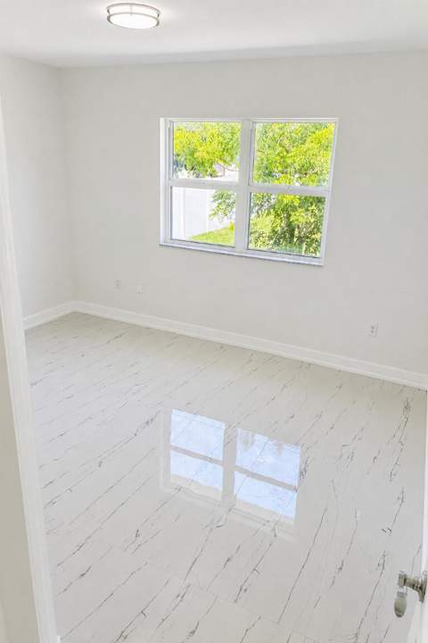 300 NW 17th Avenue, Pompano Beach FL - photo 15 of 23