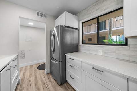 5190 Las Verdes Circle #105, Delray Beach FL - photo 19 of 47