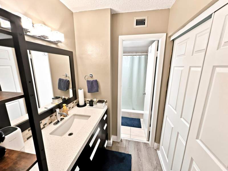 2 bedroom Condominium at 6575 W Oakland Park Boulevard #101, Isles Of Inverrary II Condo, Lauderhill — photo 3