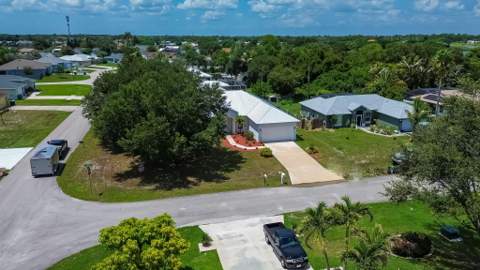 2742 SW Slade Place, Port St. Lucie FL - photo 24 of 28