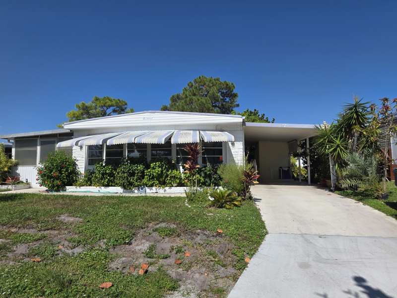 2 bedroom Manufactured Home at 6125 N Guava Lane, Maralago Cay, Atlantis — photo 1