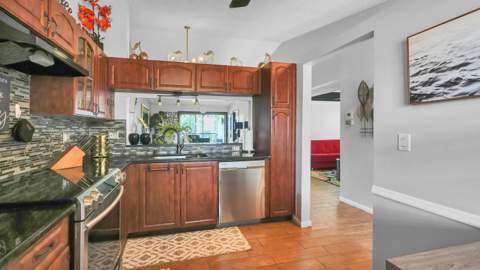 7618 Tahiti Lane #206, Lake Worth FL - photo 11 of 62