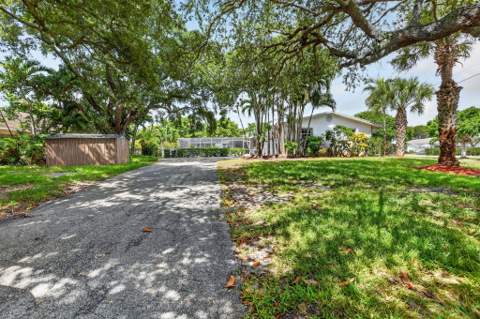 410 NW Spanish River Boulevard, Boca Raton FL - photo 7 of 37