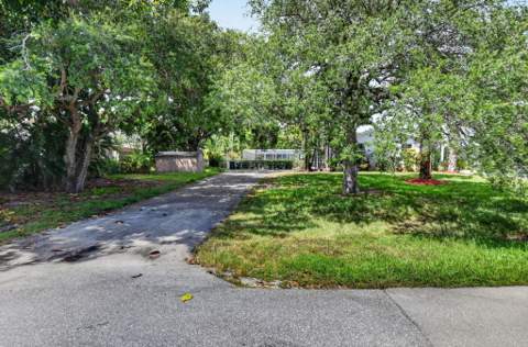 410 NW Spanish River Boulevard, Boca Raton FL - photo 6 of 37
