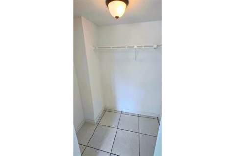 7801 Colony Circle #106, Tamarac FL - photo 10 of 13