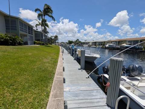 930 SE 9th Avenue #11, Pompano Beach FL - photo 6 of 22