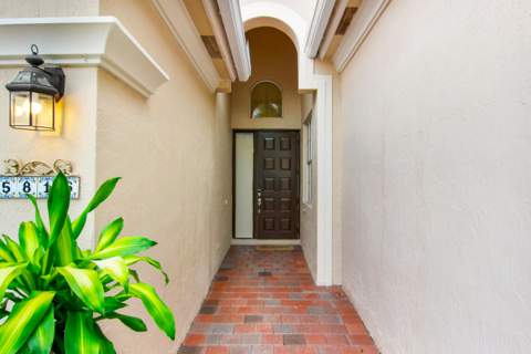 5816 Via De La Plata Circle, Delray Beach FL - photo 6 of 63