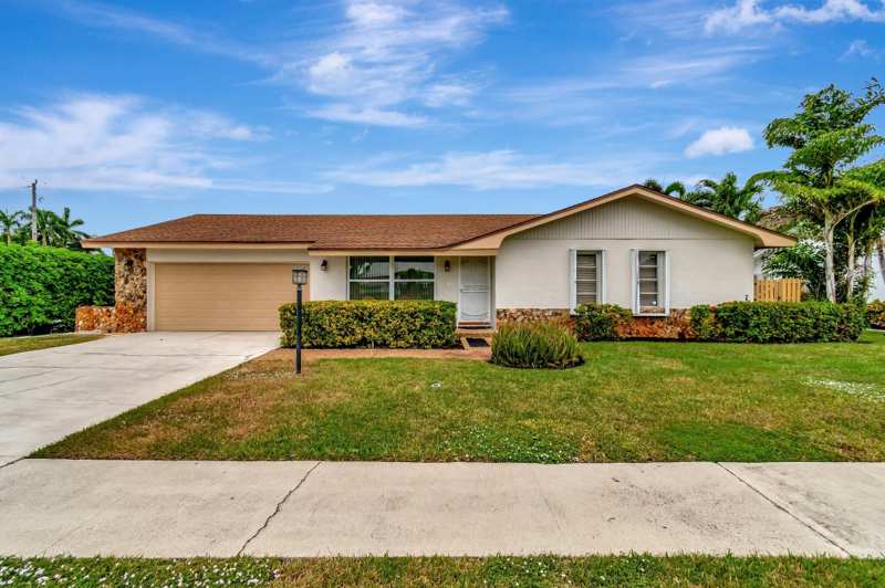 4 bedroom Single Family Residence at 577 SW 24th Avenue, Ridgewood Estates, Boynton Beach — photo 1