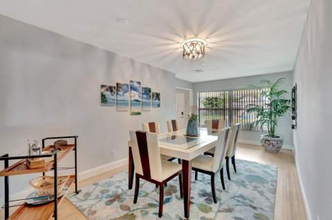 577 SW 24th Avenue, Boynton Beach FL - photo 8 of 35