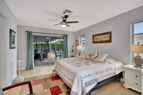 577 SW 24th Avenue, Boynton Beach FL - photo 18 of 35