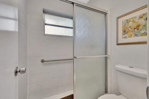 577 SW 24th Avenue, Boynton Beach FL - photo 20 of 35