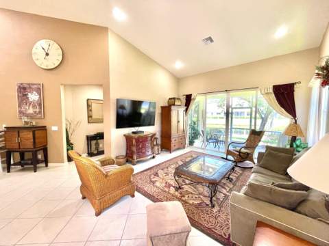 8110 Carnoustie Place, Port St. Lucie FL - photo 12 of 44