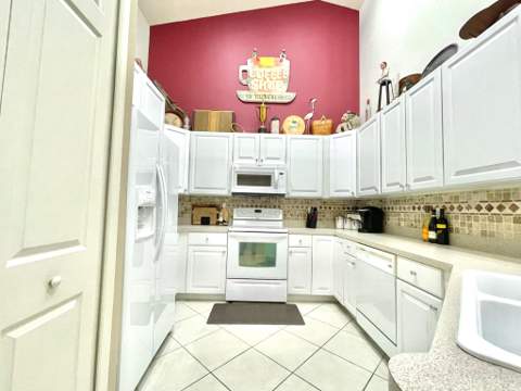 8110 Carnoustie Place, Port St. Lucie FL - photo 15 of 44