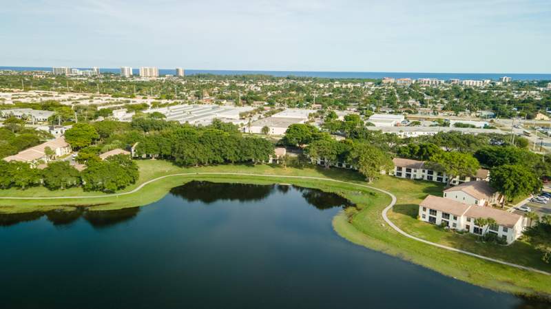 2 bedroom Condominium at 2900 Olivewood Terrace #201, Lake Windwood Condo, Boca Raton — photo 3