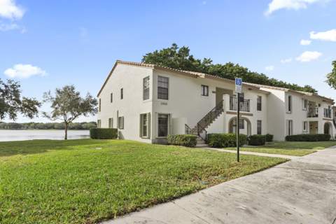 2900 Olivewood Terrace #201, Boca Raton FL - photo 21 of 22