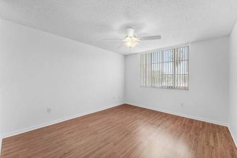 167 Yacht Club Way #205, Hypoluxo FL - photo 20 of 47