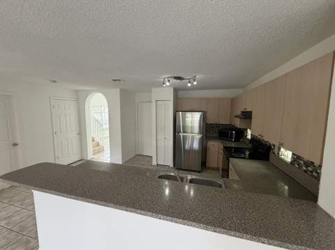 4172 Pine Hollow Circle, Greenacres FL - photo 9 of 32