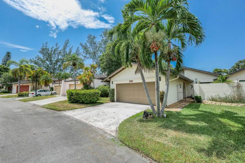 3 bedroom Condominium at 3457 Spring Bluff Place #14, Hills Of Inverrary , Lauderhill — photo 3